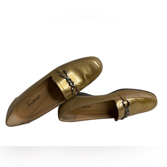 Trotters Gold Loafers Size 7.5 - Picture 3 of 4